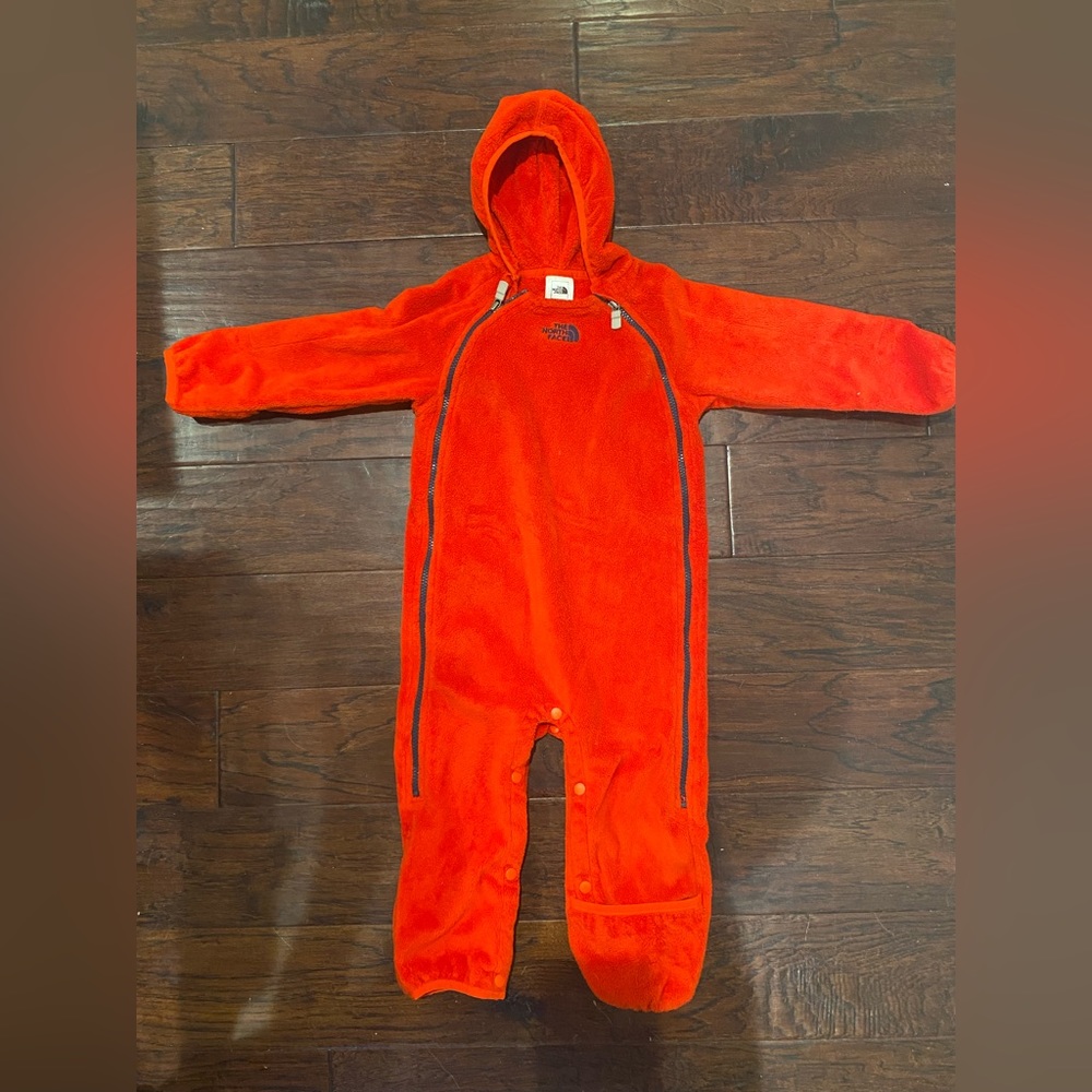 The North Face Toddler snowsuit 18-24mo